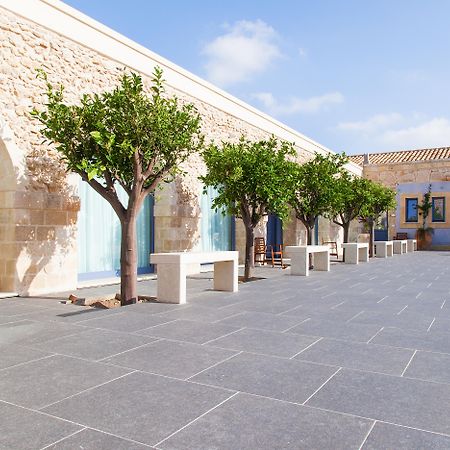 Hotel Masseria Del Carrubo à Noto Extérieur photo